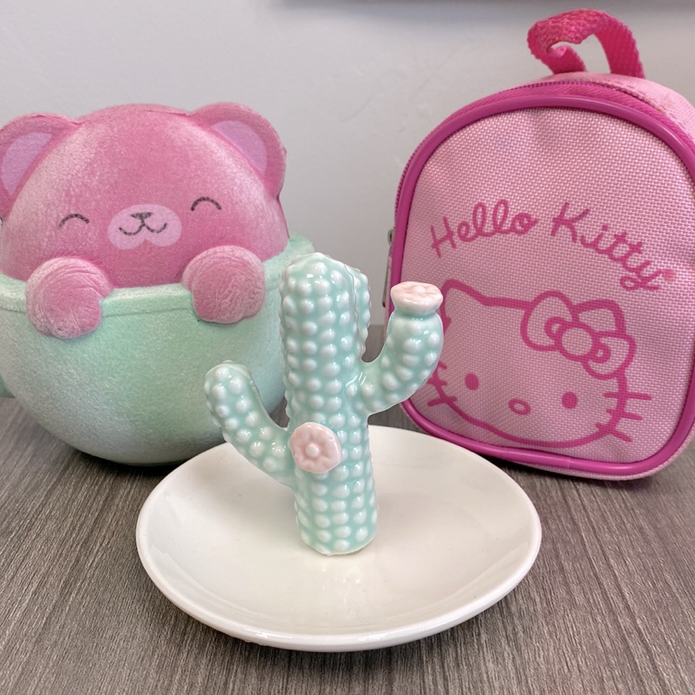 NWT Cactus Ring Holder
